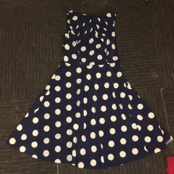 Dress - Picture 1 of 2